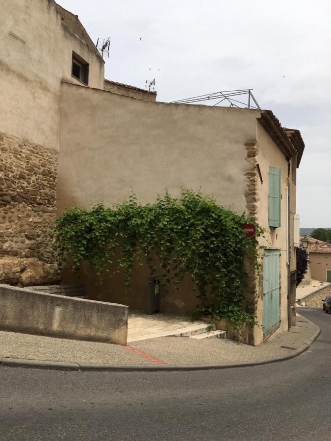 The Old Barn Villa La Tour-d'Aigues ภายนอก รูปภาพ