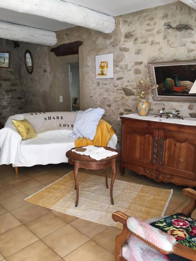 The Old Barn Villa La Tour-d'Aigues ภายนอก รูปภาพ
