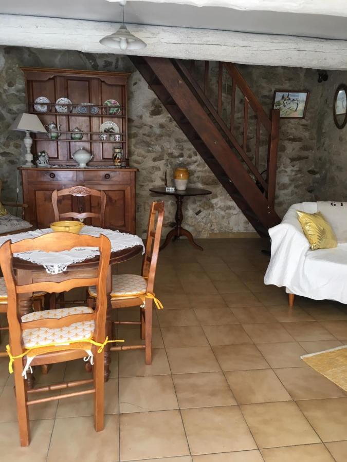 The Old Barn Villa La Tour-d'Aigues ภายนอก รูปภาพ